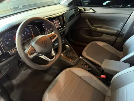 Nivus Highline 1.0 200 TSI Flex Aut.