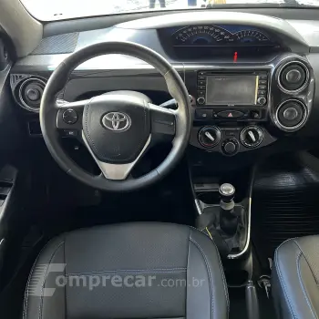 ETIOS PLATINUM Sed. 1.5 Flex 16V 4p Mec.