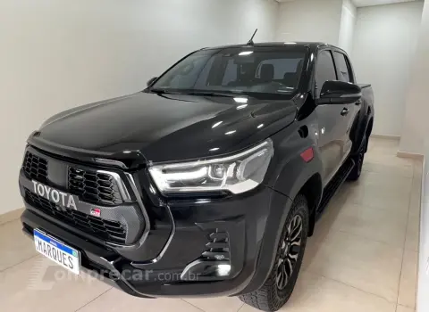 Toyota HILUX 2.8 GR Sport 4X4 CD 16V 4 portas