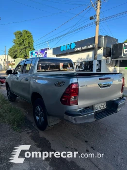 HILUX 2.8 D-4d Turbo CD SR 4X4