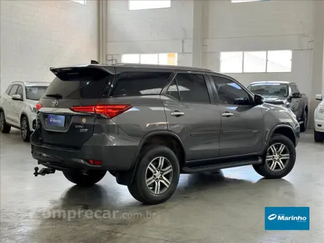 HILUX SW4 2.7 SRV 7 LUGARES 4X2 16V FLEX 4P AUTOM