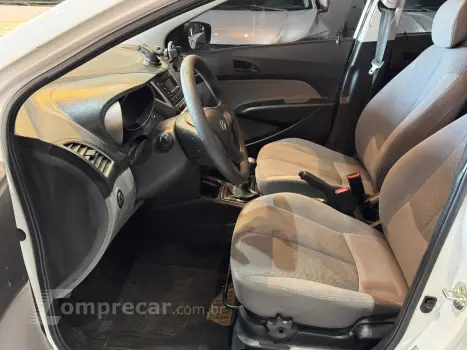 HB20S 1.0 COMFORT PLUS 12V FLEX 4P MANUAL