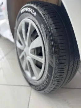 LOGAN 1.6 Expression 16V