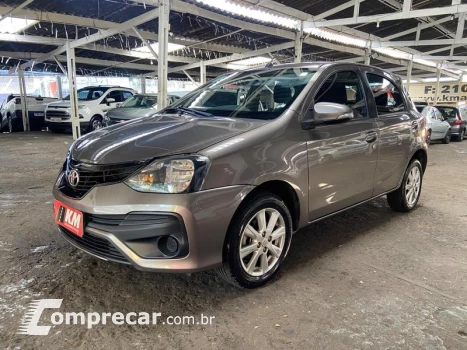 Toyota ETIOS HATCH X PLUS 15 MT 4 portas