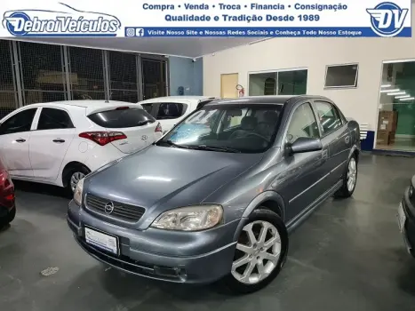 CHEVROLET ASTRA 1.8 MPFI Millenium II Sedan 8V 4 portas