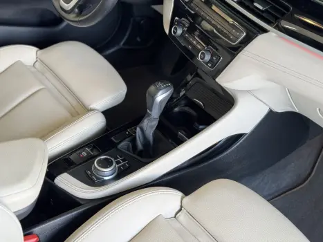 X1 2.0 16V 4P SDRIVE 20I X-LINE ACTIVEFLEX TURBO AUTOMÁTICO