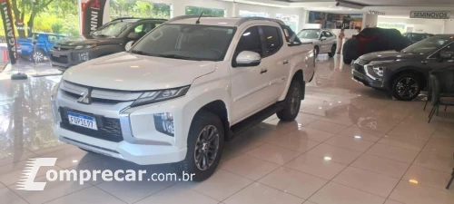 Mitsubishi L200 TRITON 2.4 16V Turbo Sport Hpe-s CD 4X4 4 portas