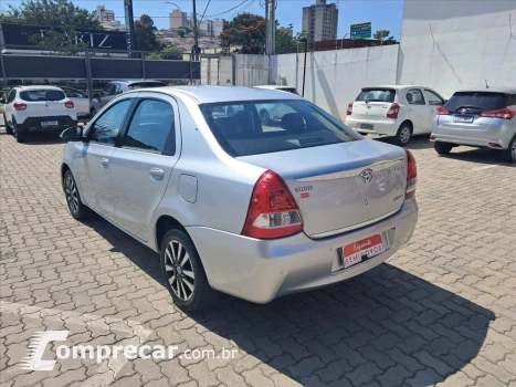 ETIOS 1.5 PLATINUM SEDAN 16V FLEX 4P MANUAL