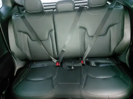 RENEGADE 1.3 T270 TURBO FLEX LONGITUDE AT6