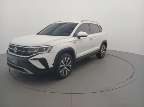 Volkswagen TAOS 1.4 250 TSI TOTAL FLEX HIGHLINE AUTOMÁTICO 4 portas