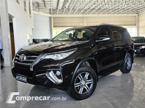 Toyota HILUX SW4 2.7 SR 4X2 16V FLEX 4P AUTOMÁTICO 4 portas