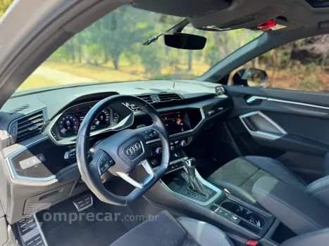 Q3 1.4 TFSI Black S Tronic