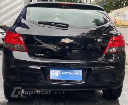 Onix Hatch 1.4 4P FLEX LT