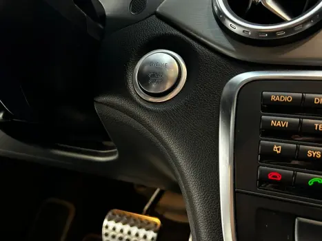 GLA-250 Sport  2.0 16V 211cv Aut.