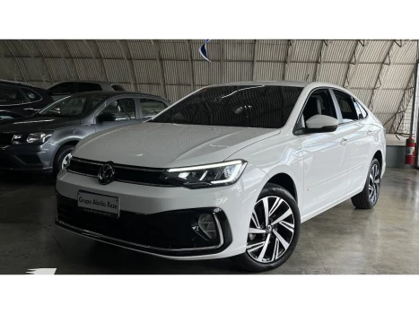 Volkswagen VIRTUS 1.0 200 TSI HIGHLINE AUTOMÁTICO 4 portas