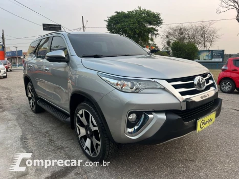 Hilux SW4 2.7 16V 4P FLEX SRV 7 LUGARES AUTOMÁTICO