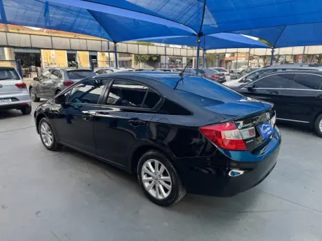 CIVIC - 1.8 LXS 16V 4P AUTOMÁTICO