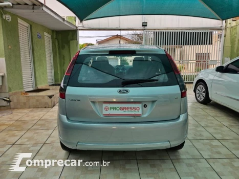 FIESTA HATCH - 1.6 ROCAM HATCH 8V 4P MANUAL