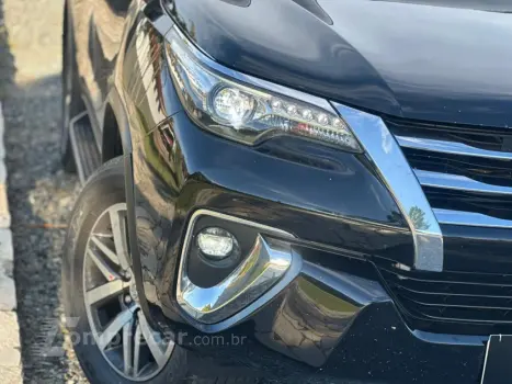 HILUX SW4 2.8 SRX 4X4 16V TURBO INTERCOOLER DIESEL 4P AUTOMÁ