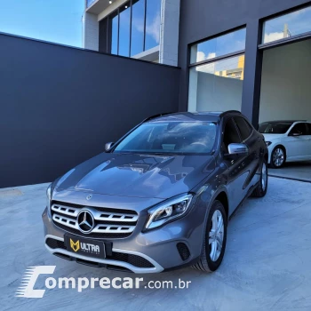 Mercedes-Benz GLA 200 Style 1.6 TB 16V/Flex Aut. 4 portas