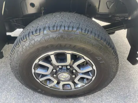 RAM 6.7 3500 Laramie Longhorn 4X4 CD 6 Cilindros Turbo