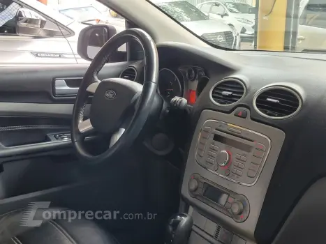 Focus Sedan 2.0 16V/2.0 16V Flex 4p Aut.