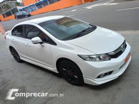 Civic 2.0 16V 4P LXR