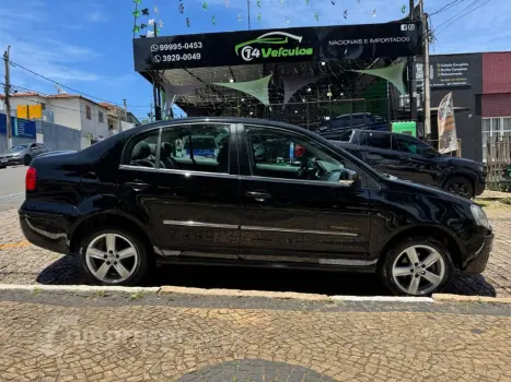 Volkswagen Polo Sed. COMFORT. 1.6 Mi Tot. Flex 8v 4 portas