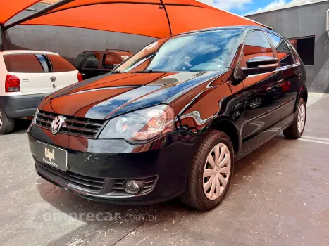Volkswagen POLO 1.6 MI 8V E 4 portas