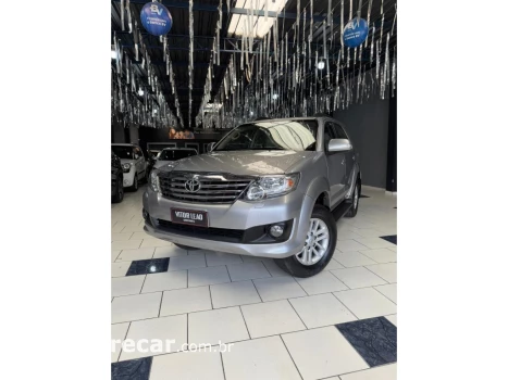 HILUX SW4 2.7 SR 7 LUGARES 4X2 16V FLEX 4P AUTOMÁTICO