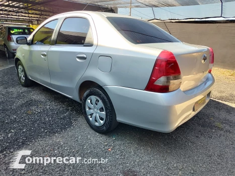 ETIOS 1.5 XS Sedan 16V