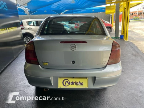 Corsa Sedan 1.4 4P PREMIUM FLEX