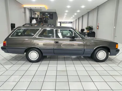 Caravan Comodoro 4.1/2.5