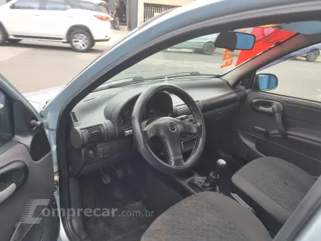CORSA 1.0 MPFI Classic Sedan 8V
