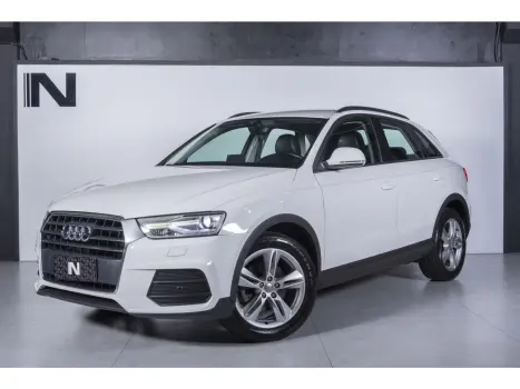 Audi Q3 1.4 TFSI AMBIENTE GASOLINA 4P S TRONIC 4 portas