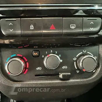 Kwid KWID Intense 1.0 Flex 12V 5p Mec.