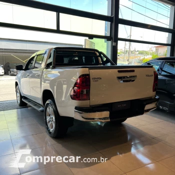 Hilux CD SR 4x2 2.7 16V/2.7 Flex Aut.