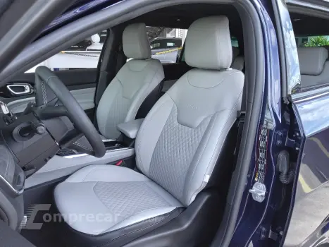 COMMANDER 1.3 T270 TURBO FLEX OVERLAND AT6