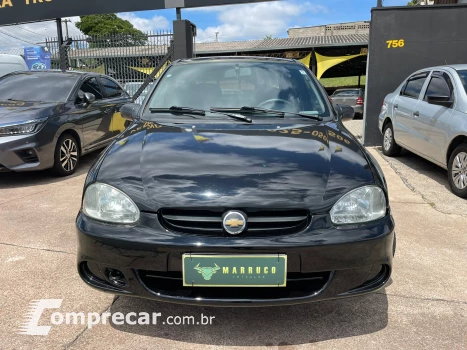 CORSA 1.0 MPFI Classic Sedan Life 8V