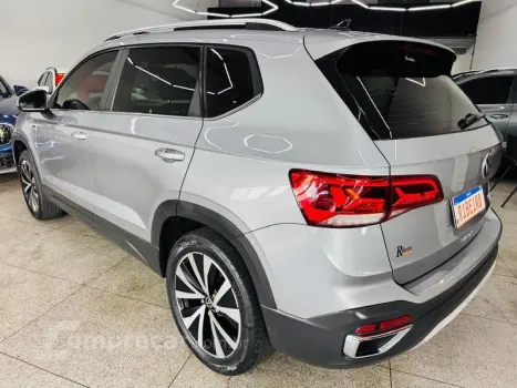 TAOS 1.4 250 TSI HIGHLINE