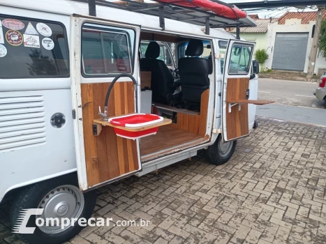 KOMBI 1.6 FURGÃO 8V GASOLINA 3P MANUAL