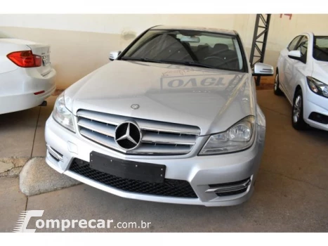 Mercedes-Benz C 180 - 1.6 CGI 16V TURBO 4P AUTOMÁTICO 4 portas