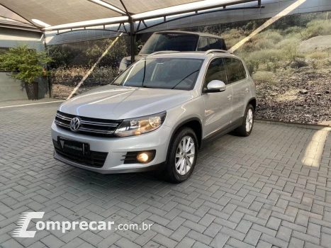 Volkswagen TIGUAN 2.0 TSI 16V 200cv Tiptronic 5p 4 portas