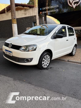 Volkswagen FOX 1.6 MI 8V 4 portas