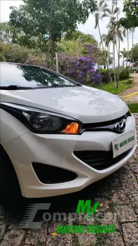 HB20 1.6 COMFORT PLUS 16V FLEX 4P MANUAL