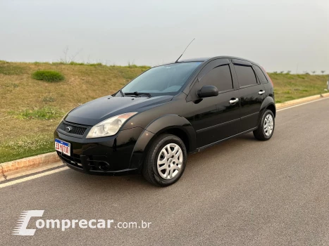 FORD FIESTA 1.0 MPI 8V 4 portas