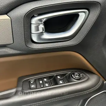 RAMPAGE LAR. HURR. 4 2.0 TB CD 4X4  Aut.