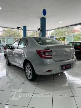 LOGAN 1.0 Authentique 16V