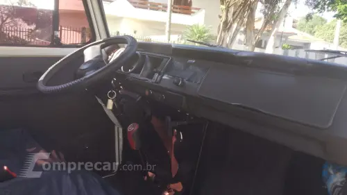 KOMBI 1.4 MI STD Lotação 8V