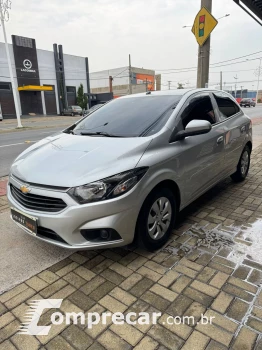 CHEVROLET ONIX 1.0 LT 4 portas